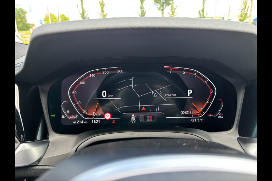 BMW 3-serie 320i Business Edition | M-Sport | 19" velgen | Electrische trekhaak