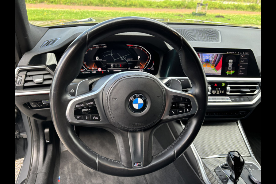 BMW 3-serie 320i Business Edition | M-Sport | 19" velgen | Electrische trekhaak