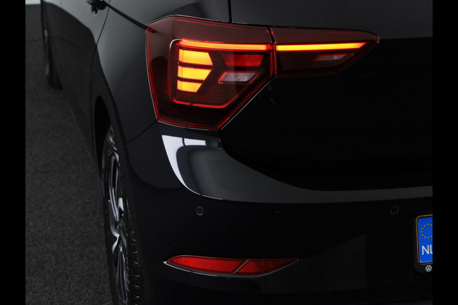 Volkswagen Polo 1.0 TSI Life Edition 95 pk Automaat (DSG) | Verlengde garantie | Navigatie | Parkeersensoren achter | Achteruitrijcamera | Adaptieve cruise control | LED koplampen |