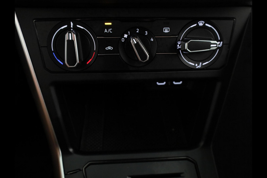 Volkswagen Polo 1.0 TSI Life Edition 95 pk Automaat (DSG) | Verlengde garantie | Navigatie | Parkeersensoren achter | Achteruitrijcamera | Adaptieve cruise control | LED koplampen |