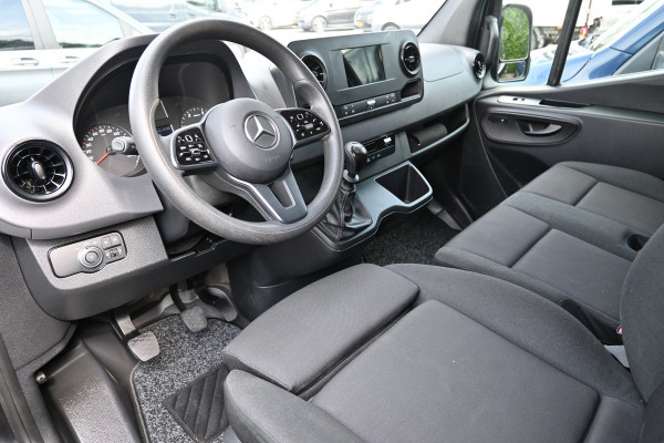 Mercedes-Benz Sprinter 317 CDI L2H2 RWD MBUX navigatie, 360 graden camera, Geveerde stoel, Etc.
