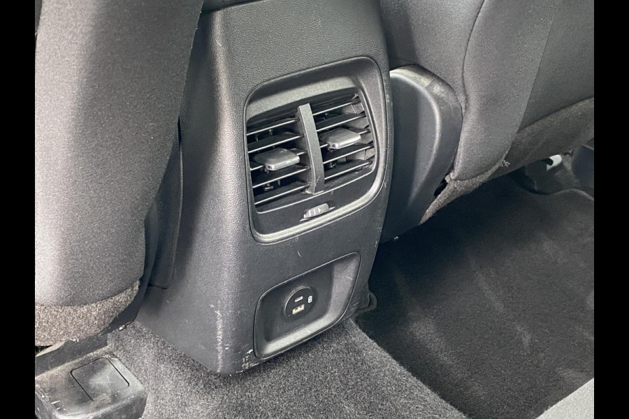 Ford Kuga 2.5 PHEV Titanium 225pk | Driver Assistance Pack | Winterpack | SYNC 3 Navigatie | 1.500kg Trekgewicht