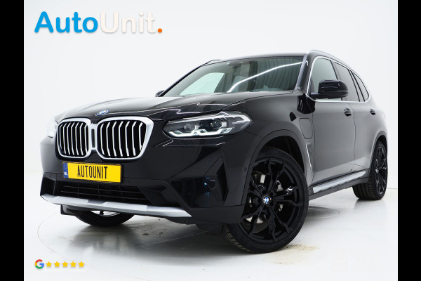 BMW X3 xDrive30e LCI 292PK | Leder | Sportstoelen | Zwarte Hemel | Camera | DAB | Carplay
