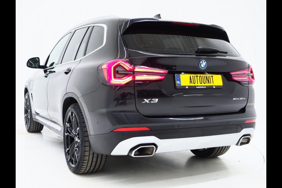 BMW X3 xDrive30e LCI 292PK | Leder | Sportstoelen | Zwarte Hemel | Camera | DAB | Carplay