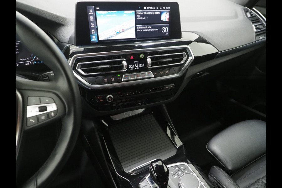 BMW X3 xDrive30e LCI 292PK | Leder | Sportstoelen | Zwarte Hemel | Camera | DAB | Carplay