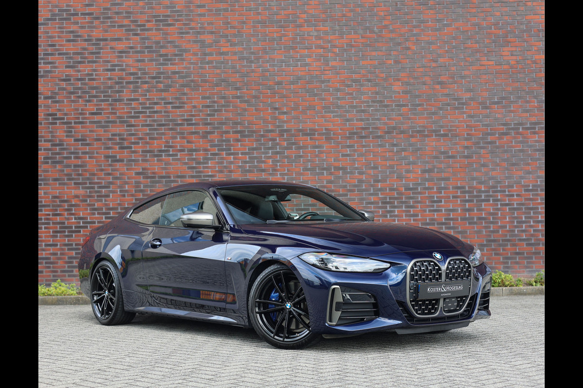 BMW M440i Coupé xDrive High Executive | Pano - Trekhaak - HUD BMW M440i Coupé xDrive High Executive | Pano - Trekhaak - HUD