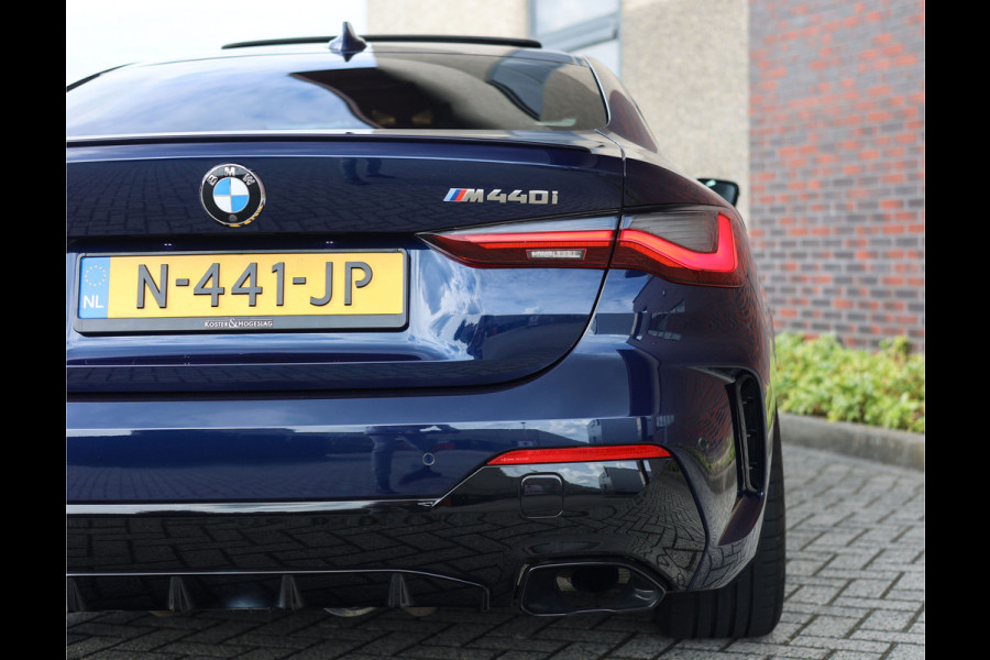 BMW M440i Coupé xDrive High Executive | Pano - Trekhaak - HUD