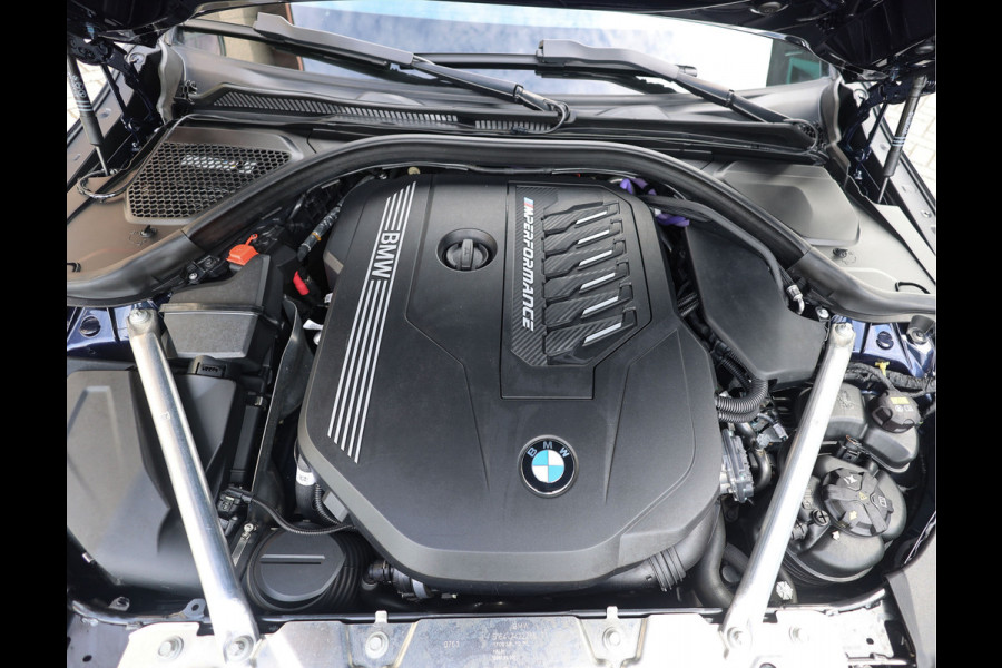 BMW M440i Coupé xDrive High Executive | Pano - Trekhaak - HUD
