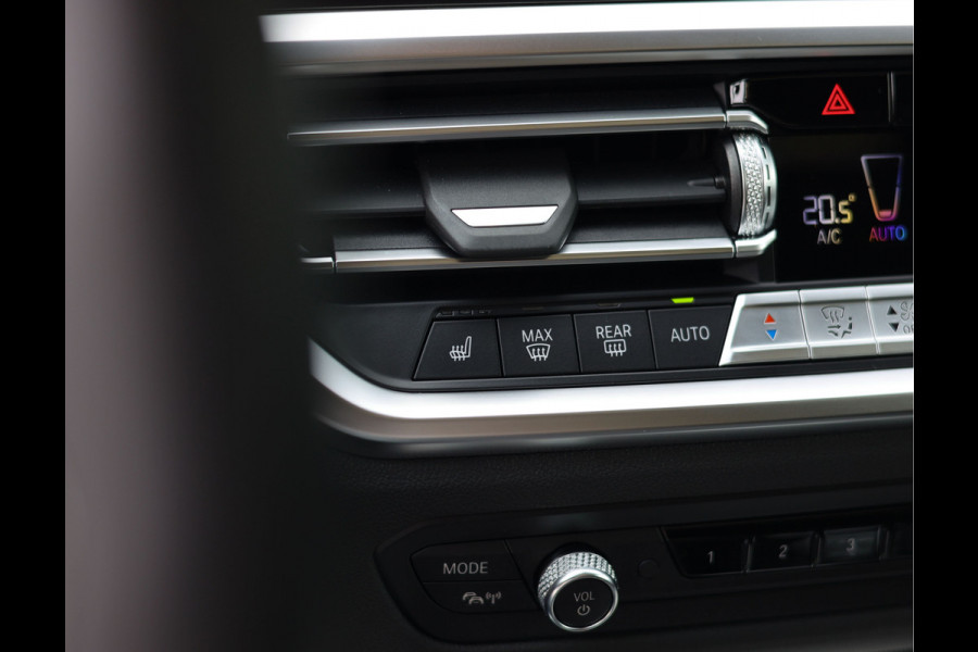 BMW M440i Coupé xDrive High Executive | Pano - Trekhaak - HUD