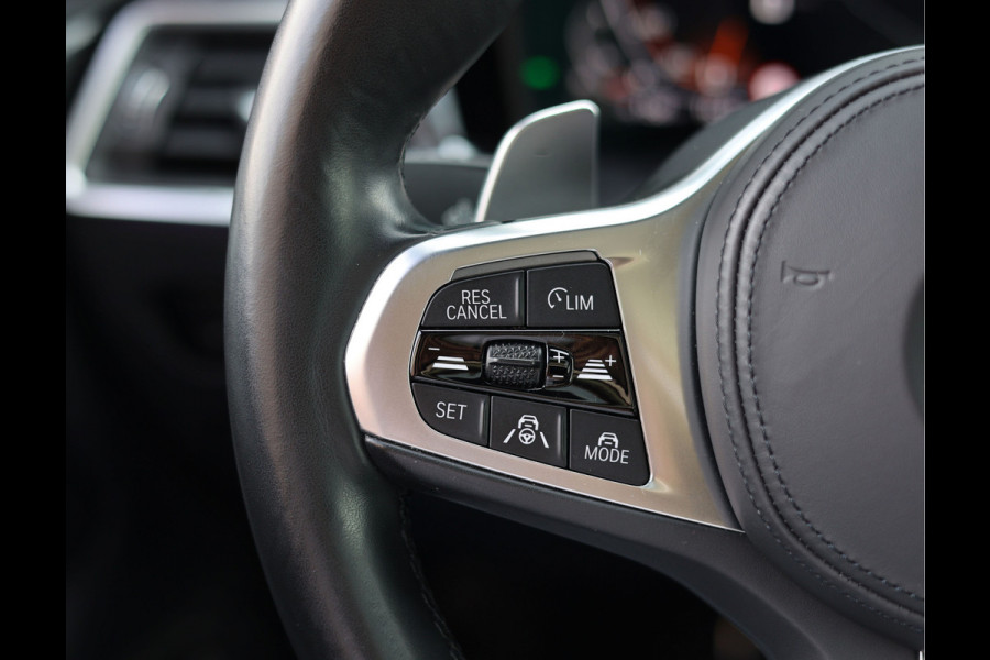 BMW M440i Coupé xDrive High Executive | Pano - Trekhaak - HUD