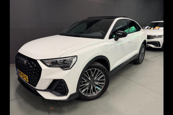 Audi Q3 Sportback 45 TFSI e 2X S-LINE BLACKLINE PANO/NAVI/DAB/LED/ECC/PDC/CRUISE///