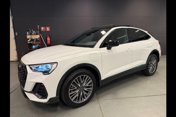 Audi Q3 Sportback 45 TFSI e 2X S-LINE BLACKLINE PANO/NAVI/DAB/LED/ECC/PDC/CRUISE///