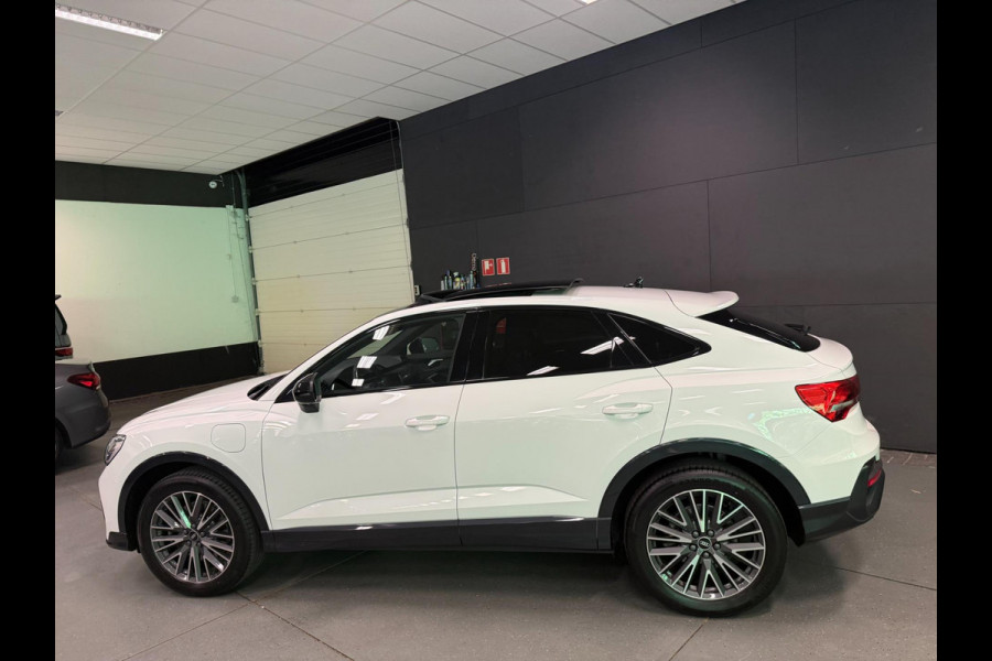 Audi Q3 Sportback 45 TFSI e 2X S-LINE BLACKLINE PANO/NAVI/DAB/LED/ECC/PDC/CRUISE///