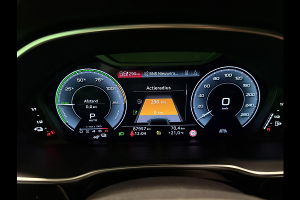 Audi Q3 Sportback 45 TFSI e 2X S-LINE BLACKLINE PANO/NAVI/DAB/LED/ECC/PDC/CRUISE///