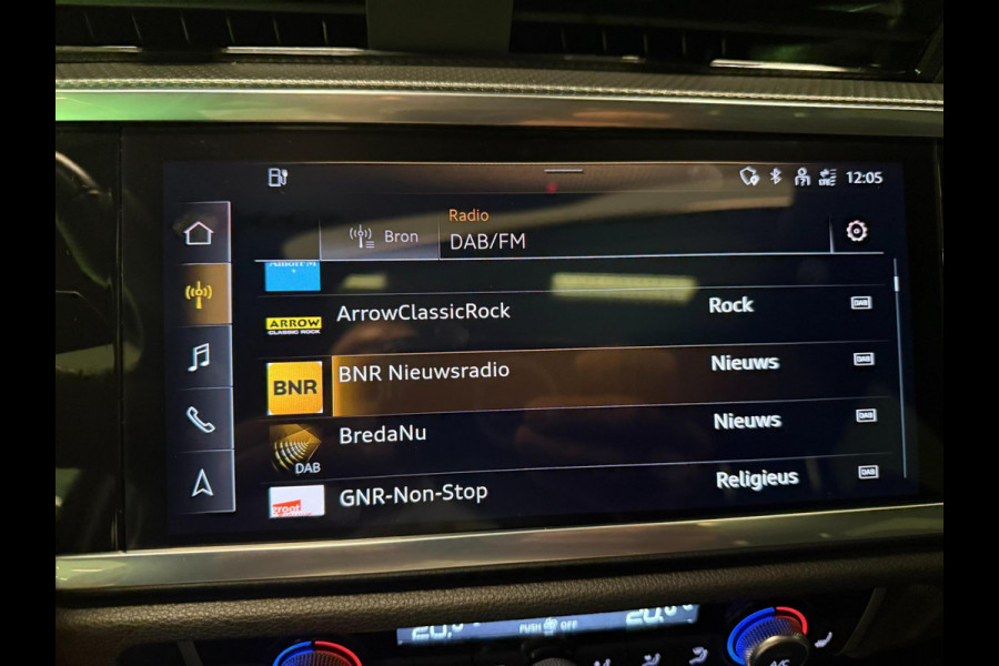 Audi Q3 Sportback 45 TFSI e 2X S-LINE BLACKLINE PANO/NAVI/DAB/LED/ECC/PDC/CRUISE///