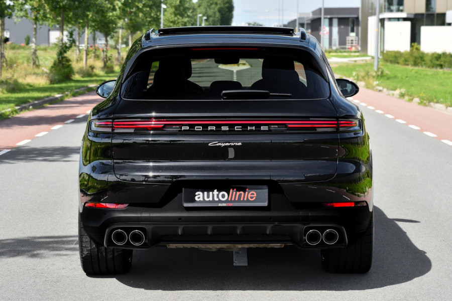 Porsche Cayenne 3.0 E-Hybrid. Nw Model, Chrono, Luchtvering, Pano, Memory, ACC, Camera, Trekhaak, Sfeer!