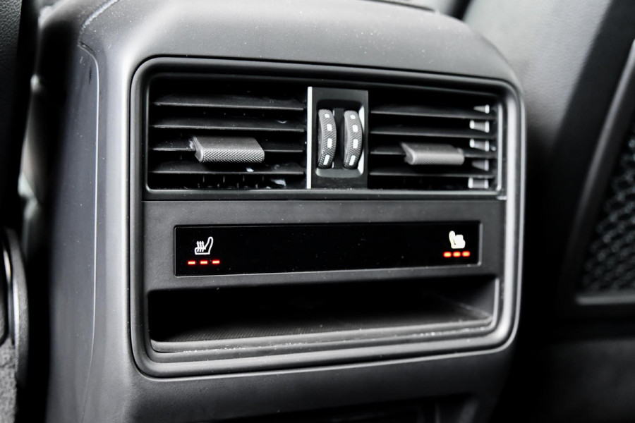 Porsche Cayenne 3.0 E-Hybrid. Nw Model, Chrono, Luchtvering, Pano, Memory, ACC, Camera, Trekhaak, Sfeer!