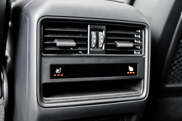 Porsche Cayenne 3.0 E-Hybrid. Nw Model, Chrono, Luchtvering, Pano, Memory, ACC, Camera, Trekhaak, Sfeer!