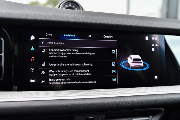 Porsche Cayenne 3.0 E-Hybrid. Nw Model, Chrono, Luchtvering, Pano, Memory, ACC, Camera, Trekhaak, Sfeer!