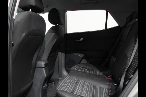 Kia Stonic 1.0 T-GDi MHEV DynamicPlusLine Climate control Adaptieve cruise control Achteruitrijcamera LED Verwarmde voorstoelen Verwarmde stuurwiel Parkeersensoren Apple Carplay/ Android Auto