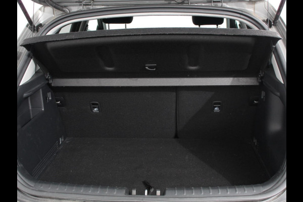 Kia Stonic 1.0 T-GDi MHEV DynamicPlusLine Climate control Adaptieve cruise control Achteruitrijcamera LED Verwarmde voorstoelen Verwarmde stuurwiel Parkeersensoren Apple Carplay/ Android Auto