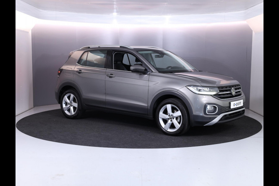 Volkswagen T-Cross 1.0 TSI Style 110 pk | Navigatie | Trekhaak | Parkeersensoren | Adaptieve cruise control | LED koplampen | Apple Carplay/Android Auto |