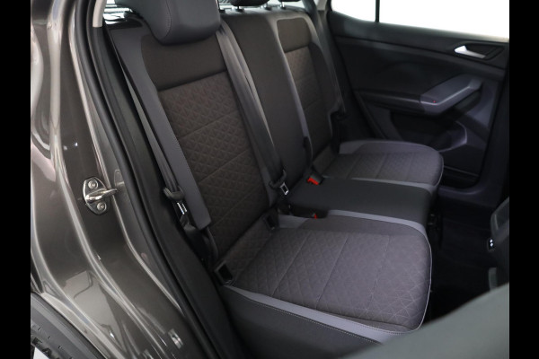 Volkswagen T-Cross 1.0 TSI Style 110 pk | Navigatie | Trekhaak | Parkeersensoren | Adaptieve cruise control | LED koplampen | Apple Carplay/Android Auto |