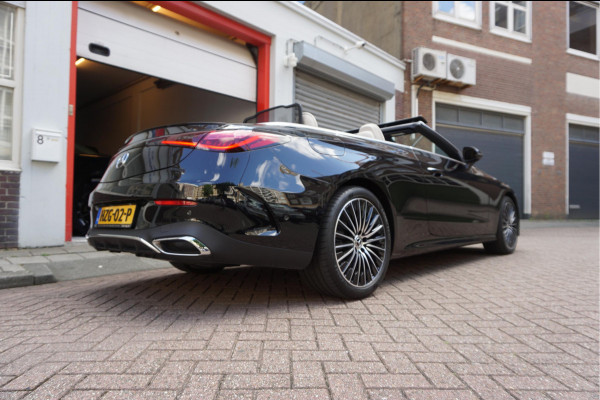 Mercedes-Benz CLE Cabriolet 200 AMG Line | Burmester | Sfeerverlichting | Stoelmassage + ventilatie + verwarming | Nekverwarming | Adaptieve cruise | Lane departure | Apple Carplay | Keyless