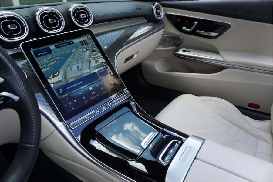 Mercedes-Benz CLE Cabriolet 200 AMG Line | Burmester | Sfeerverlichting | Stoelmassage + ventilatie + verwarming | Nekverwarming | Adaptieve cruise | Lane departure | Apple Carplay | Keyless