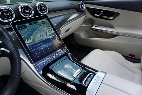 Mercedes-Benz CLE Cabriolet 200 AMG Line | Burmester | Sfeerverlichting | Stoelmassage + ventilatie + verwarming | Nekverwarming | Adaptieve cruise | Lane departure | Apple Carplay | Keyless
