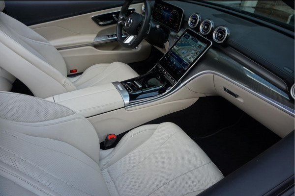 Mercedes-Benz CLE Cabriolet 200 AMG Line | Burmester | Sfeerverlichting | Stoelmassage + ventilatie + verwarming | Nekverwarming | Adaptieve cruise | Lane departure | Apple Carplay | Keyless