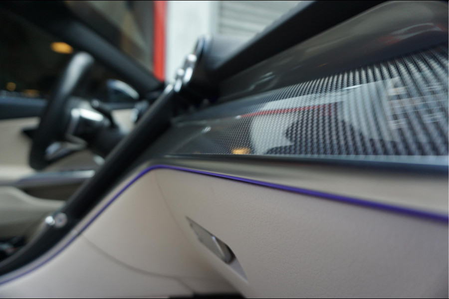 Mercedes-Benz CLE Cabriolet 200 AMG Line | Burmester | Sfeerverlichting | Stoelmassage + ventilatie + verwarming | Nekverwarming | Adaptieve cruise | Lane departure | Apple Carplay | Keyless