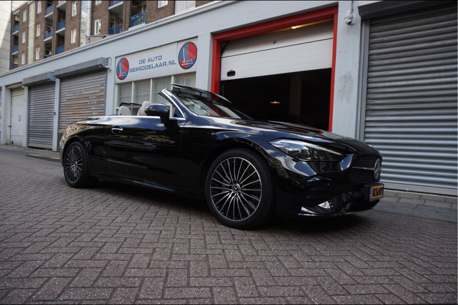 Mercedes-Benz CLE Cabriolet 200 AMG Line | Burmester | Sfeerverlichting | Stoelmassage + ventilatie + verwarming | Nekverwarming | Adaptieve cruise | Lane departure | Apple Carplay | Keyless