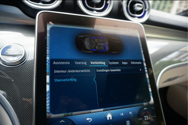 Mercedes-Benz CLE Cabriolet 200 AMG Line | Burmester | Sfeerverlichting | Stoelmassage + ventilatie + verwarming | Nekverwarming | Adaptieve cruise | Lane departure | Apple Carplay | Keyless