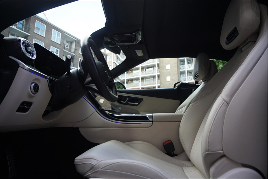 Mercedes-Benz CLE Cabriolet 200 AMG Line | Burmester | Sfeerverlichting | Stoelmassage + ventilatie + verwarming | Nekverwarming | Adaptieve cruise | Lane departure | Apple Carplay | Keyless