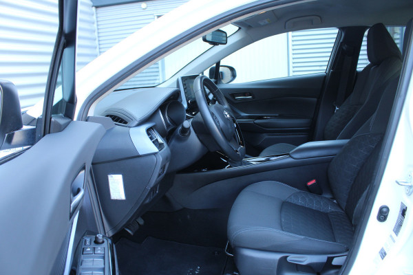 Toyota C-HR 1.8 Hybrid 123pk Dynamic AUTOMAAT NL-Auto NAP Clima Cruise Navi Camera Keyless 18"LMV