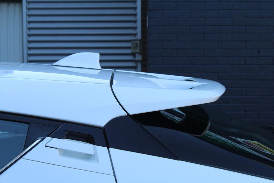 Toyota C-HR 1.8 Hybrid 123pk Dynamic AUTOMAAT NL-Auto NAP Clima Cruise Navi Camera Keyless 18"LMV