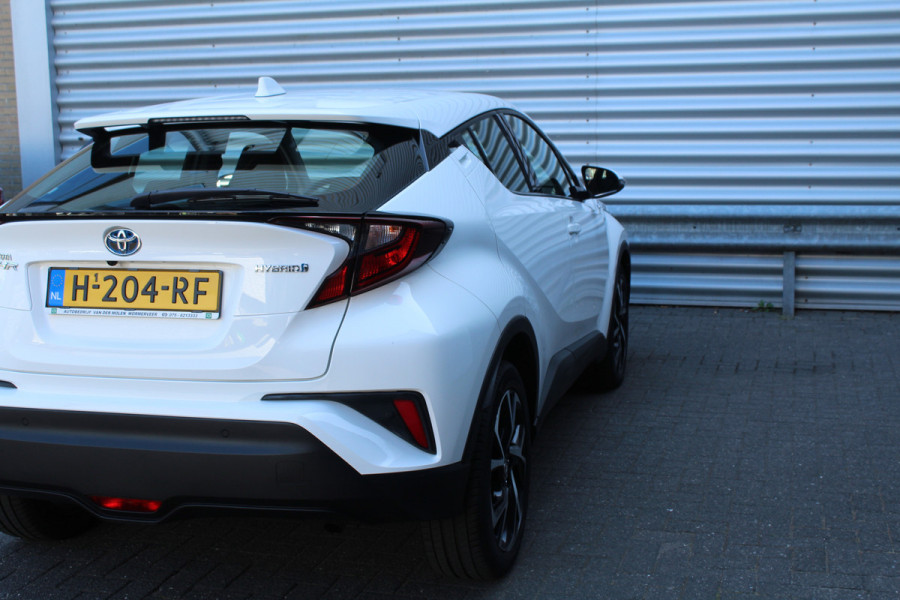 Toyota C-HR 1.8 Hybrid 123pk Dynamic AUTOMAAT NL-Auto NAP Clima Cruise Navi Camera Keyless 18"LMV