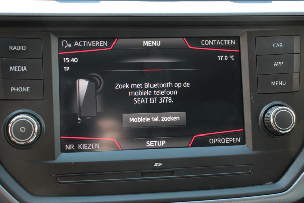 Seat Arona 1.0 TSI Style | Cruise Control | Airco | Parkeersensoren Achter | Stoelverwarming | lichtmetalen Velgen |