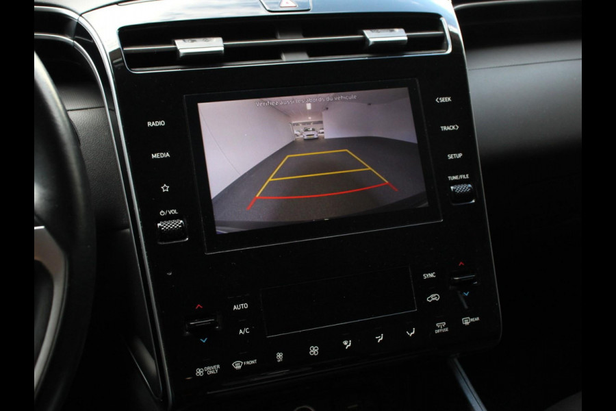 Hyundai Tucson 1.6 T-GDI HEV Comfort Climate control Adaptieve cruise control Parkeersensoren Achteruitrijcamera Navigatie Voorstoelen verwarmd Apple Carplay/ Android Auto
