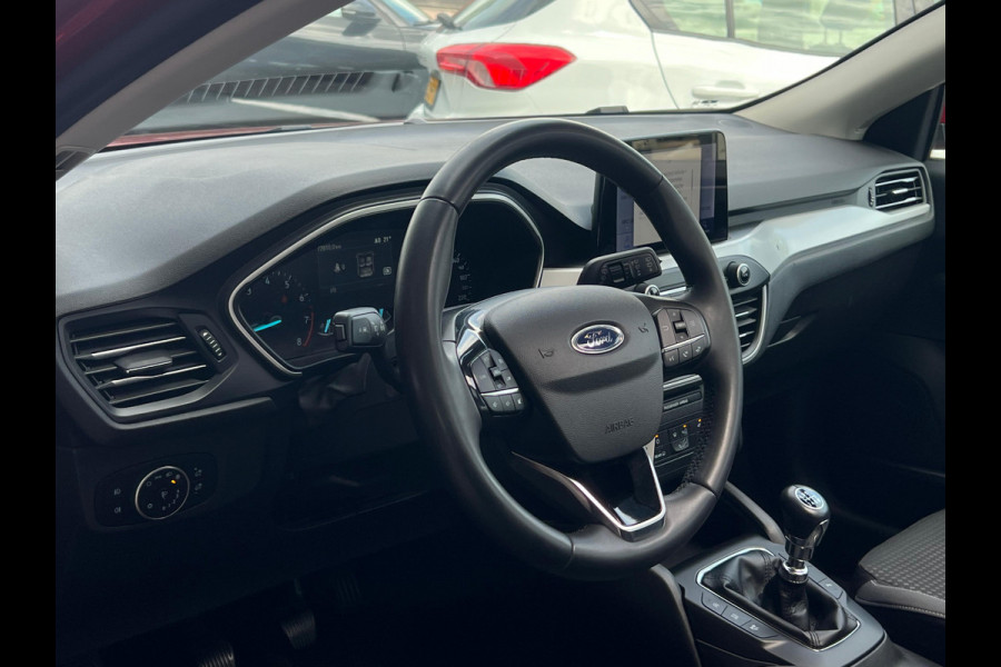 Ford FOCUS Wagon 1.0 EcoBoost Trend Edition Business PANODAK | CAMERA | NAVI | NL AUTO