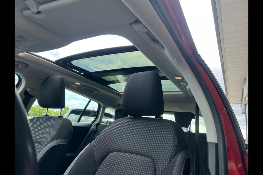 Ford FOCUS Wagon 1.0 EcoBoost Trend Edition Business PANODAK | CAMERA | NAVI | NL AUTO