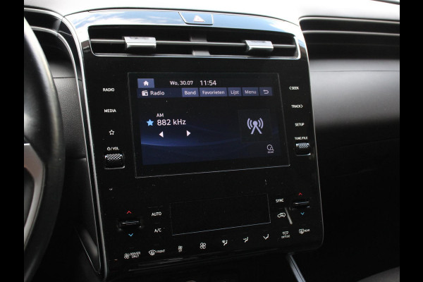 Hyundai Tucson 1.6 T-GDI HEV Comfort Climate control Adaptieve cruise control Parkeersensoren Achteruitrijcamera Navigatie Voorstoelen verwarmd Apple Carplay/ Android Auto