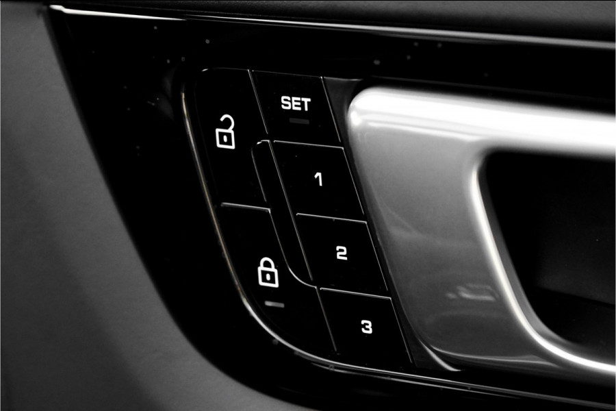 Porsche Cayenne Coupé 3.0 E-Hybrid Sport Design 360° Camera 22" Ori NL