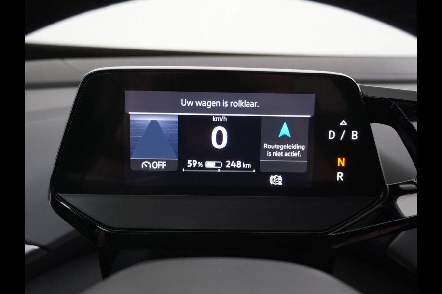 Volkswagen ID.4 1st 77kWh 204PK Trekhaak first Warmtepomp Adap.Cruise Apple Carplay/Android Auto Navi Ecc Pdc Head-Up Display DAB Keyless Matrix Stoelverwarming Rijstrooksensor Geluidsisolerend glas Connected services Draadloze telefoonlader Verkeersbord detectie Origineel Nederlandse Auto €48.913,- Nieuwprijs