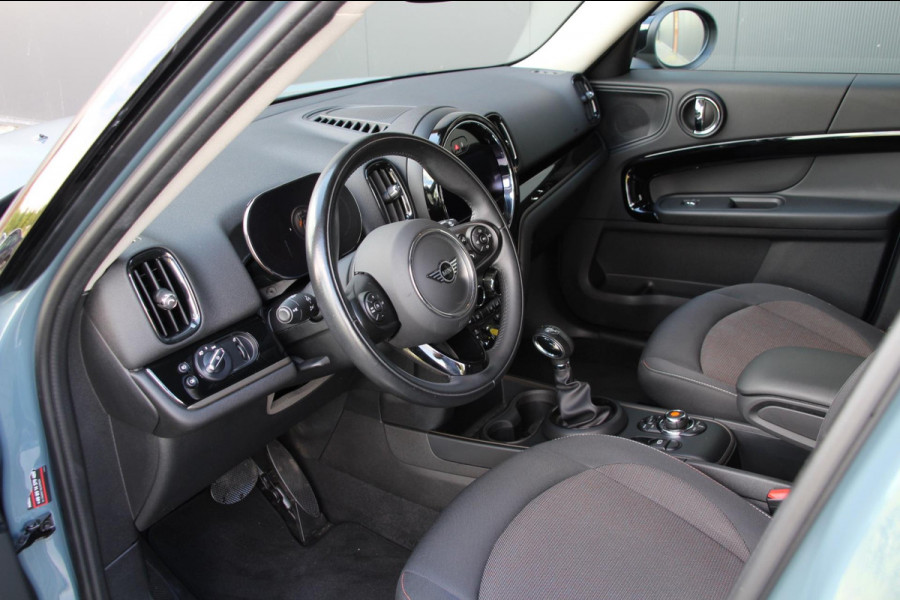 MINI Countryman Cooper S E ALL4 | Navi | LED | Colour Line Carbon Black