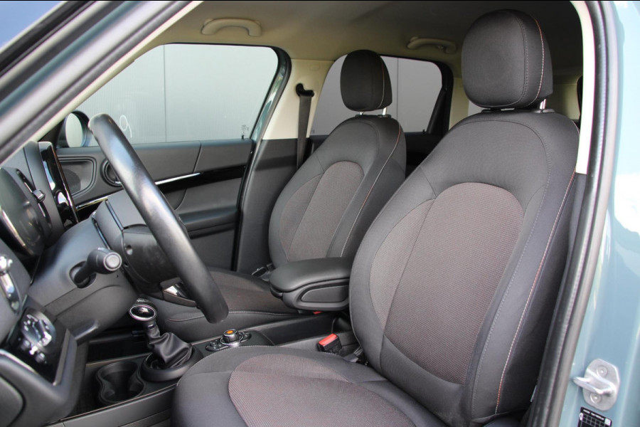MINI Countryman Cooper S E ALL4 | Navi | LED | Colour Line Carbon Black