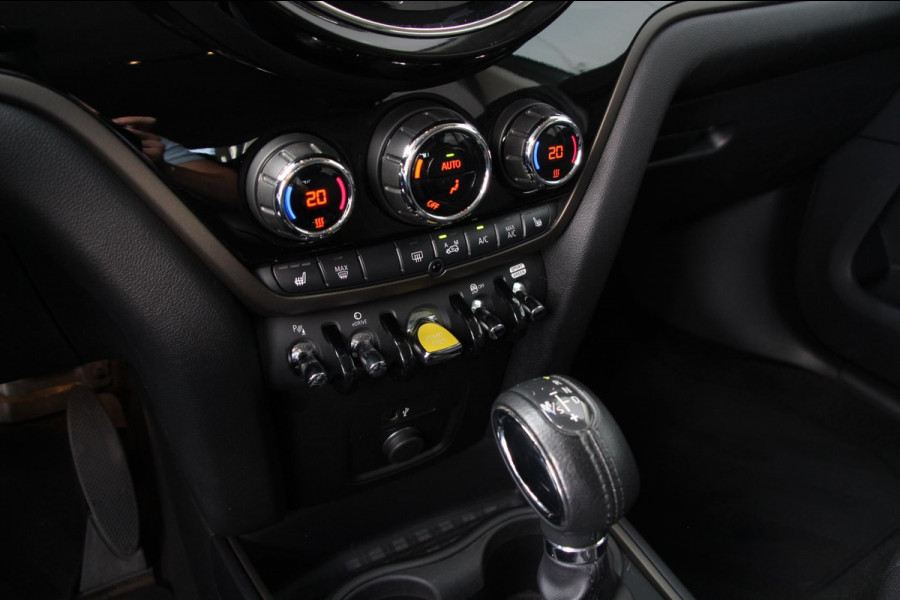 MINI Countryman Cooper S E ALL4 | Navi | LED | Colour Line Carbon Black