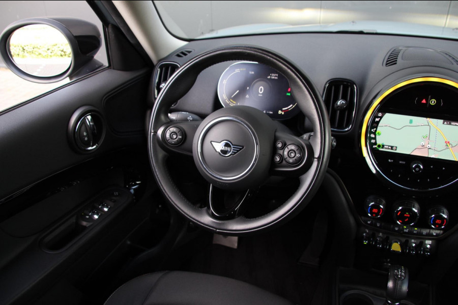 MINI Countryman Cooper S E ALL4 | Navi | LED | Colour Line Carbon Black