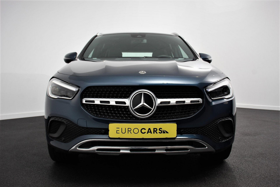 Mercedes-Benz GLA 200 163pk Automaat Progressive Mercedes-Benz GLA-klasse 200 Progressive | Navigatie | Panorama Dak | Camera | Cruise Control | LED Matrix | DAB | Memomy Stoel |